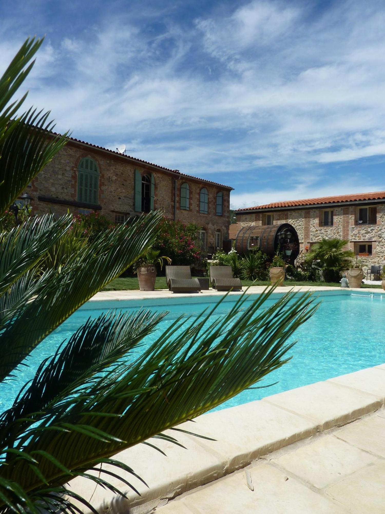 Domaine De La Tannerie Chambres D'Hotes Et Appartements Прад Экстерьер фото